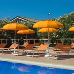 Villaggio Alemia Apartment Cropani